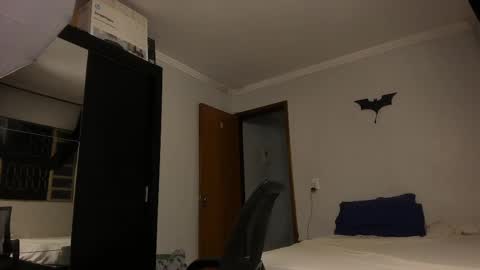 Snapshot of sexyflightz chatting on 02/26/25, 01:53 chris online show from 02/26/25, 01:53