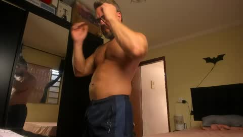 Snapshot of sexyflightz chatting on 04/09/26, 04:34 chris online show from 04/09/26, 04:34
