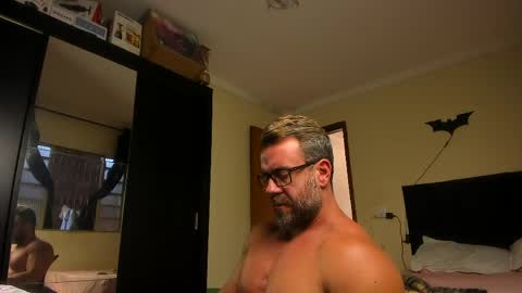 Snapshot of sexyflightz chatting on 05/06/26, 06:02 chris online show from 05/06/26, 06:02