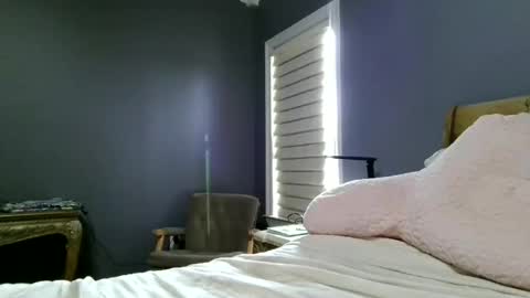 Snapshot of sexyfloridamilf chatting on 06/09/26, 03:01 LisaisLuscious online show from 06/09/26, 03:01