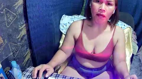 Snapshot of sexyflower01 chatting on 11/02/25, 10:28 sexyflower01 online show from 11/02/25, 10:28