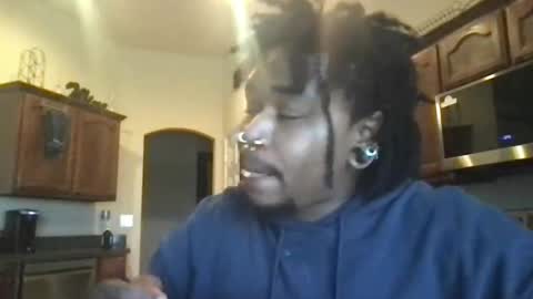 Snapshot of sexyftmfucktoy chatting on 12/31/24, 06:46 SexyFTMFucktoy online show from 12/31/24, 06:46