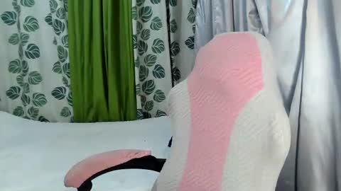 Snapshot of sexygirl_ynna chatting on 07/02/26, 01:06 sexygirl_ynna online show from 07/02/26, 01:06