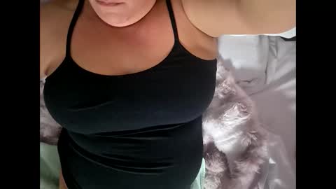 Snapshot of sexygoddesslikestofuck chatting on 01/13/26, 02:50 sexygoddesslikestofuck online show from 01/13/26, 02:50