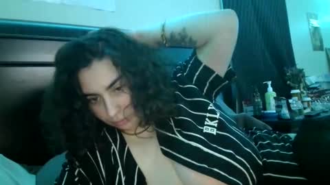 Snapshot of sexygoddesslizaaa chatting on 01/26/25, 04:20 ETERNAL GODDESS WOMAN online show from 01/26/25, 04:20