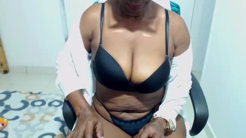 Snapshot of sexyhanny4u chatting on 11/22/25, 07:29 sexyhanny4u online show from 11/22/25, 07:29