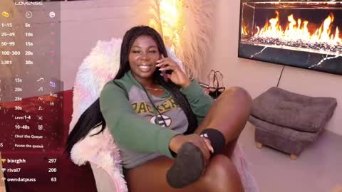 Snapshot of sexyhotblack21 chatting on 05/11/26, 04:04 hotebony online show from 05/11/26, 04:04