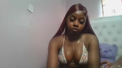 Snapshot of sexykitten200 chatting on 04/09/26, 01:49 SexyKitty online show from 04/09/26, 01:49