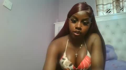 Snapshot of sexykitten200 chatting on 04/11/26, 02:54 SexyKitty online show from 04/11/26, 02:54