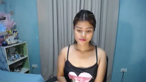 Snapshot of sexylady_pinayx chatting on 11/04/25, 08:24 Call me Bea online show from 11/04/25, 08:24