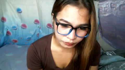 Laylia3 online show from 06/20/26, 07:00
