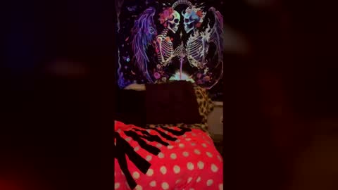 Snapshot of sexylilb17 chatting on 01/14/26, 05:46 sexylilb17 online show from 01/14/26, 05:46