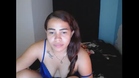 Snapshot of sexyloba_ chatting on 12/19/24, 12:02 sexyloba independent model online show from 12/19/24, 12:02