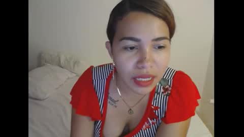 Snapshot of sexyloba_ chatting on 02/17/25, 10:36 sexyloba independent model online show from 02/17/25, 10:36
