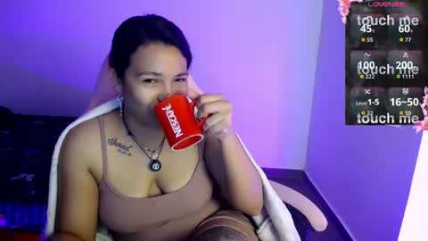 Snapshot of sexyloba_ chatting on 06/22/26, 11:18 sexyloba independent model online show from 06/22/26, 11:18