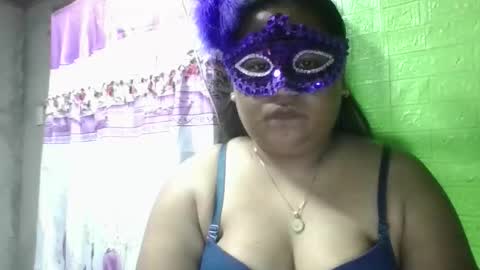 Snapshot of sexyloves143 chatting on 10/06/25, 01:58 sexyloves143 online show from 10/06/25, 01:58