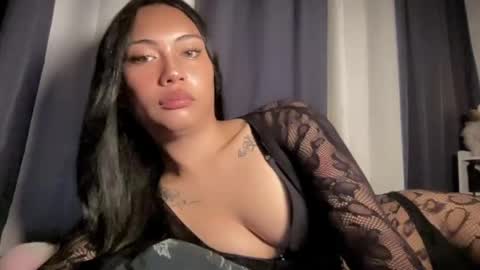 Snapshot of sexylovesappira chatting on 03/27/26, 08:26 maxine online show from 03/27/26, 08:26