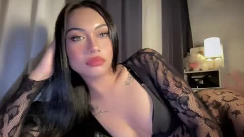 Snapshot of sexylovesappira chatting on 04/15/26, 08:09 maxine online show from 04/15/26, 08:09