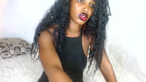 sexylunah online show from 05/22/26, 11:49