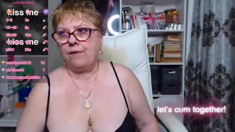 sexylynette4u online show from 02/02/25, 01:52