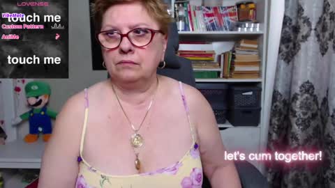 sexylynette4u online show from 03/04/25, 10:35