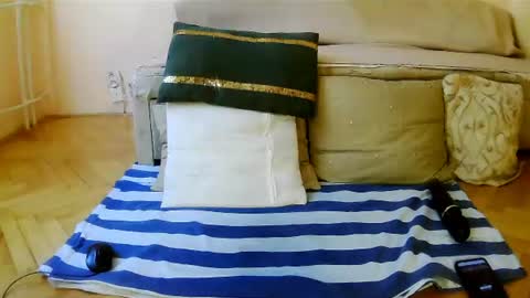 Snapshot of sexymayagold chatting on 06/26/26, 01:37 Squirty Maya Gold online show from 06/26/26, 01:37