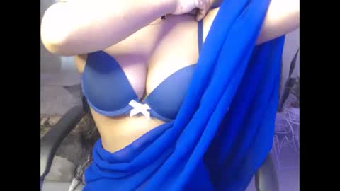 Snapshot of sexymihika chatting on 03/06/26, 04:53 sexymihika online show from 03/06/26, 04:53