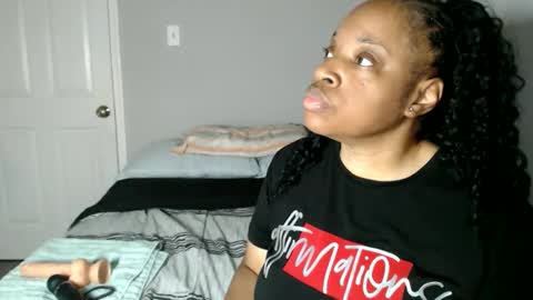 SexyMona online show from 11/25/25, 06:02