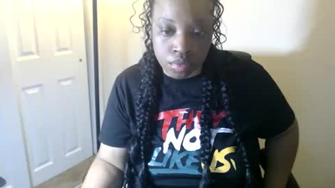 SexyMona online show from 05/05/26, 05:59