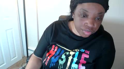 SexyMona online show from 05/14/26, 08:32