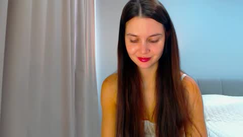 Snapshot of sexymymeow chatting on 11/19/25, 05:18 SexyMyMeow online show from 11/19/25, 05:18