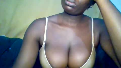 Snapshot of sexynatasha46 chatting on 01/27/25, 05:15 natasha online show from 01/27/25, 05:15