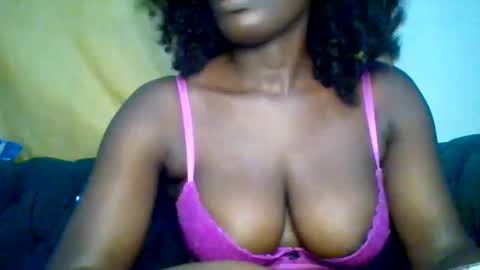Snapshot of sexynatasha46 chatting on 02/05/25, 07:20 natasha online show from 02/05/25, 07:20