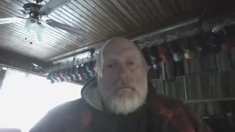 Snapshot of sexyolbear chatting on 01/13/25, 12:13 Grizz Lee Bear online show from 01/13/25, 12:13