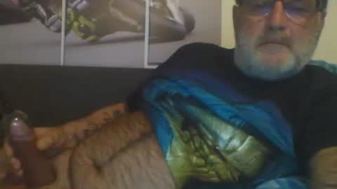 Snapshot of sexypaa chatting on 12/16/25, 09:09 sexypaa online show from 12/16/25, 09:09