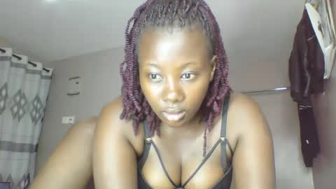 Snapshot of sexypamm chatting on 05/12/26, 02:08 sexypamm online show from 05/12/26, 02:08