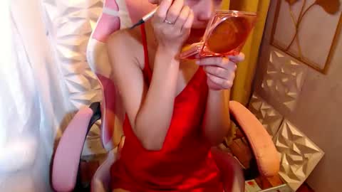 Snapshot of sexypinayirish chatting on 12/21/25, 10:55 IRISH online show from 12/21/25, 10:55