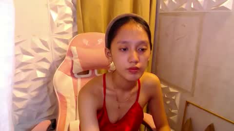 Snapshot of sexypinayirish chatting on 01/05/26, 05:27 IRISH online show from 01/05/26, 05:27