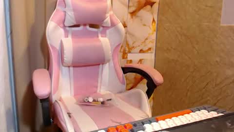 Snapshot of sexypinayirish chatting on 03/10/26, 07:24 IRISH online show from 03/10/26, 07:24