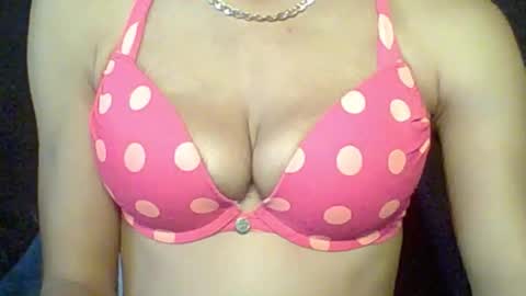 Snapshot of sexypussy000 chatting on 02/17/26, 04:35 sexypussy000 online show from 02/17/26, 04:35