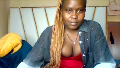 Snapshot of sexypussy983 chatting on 07/13/26, 04:59 Micky online show from 07/13/26, 04:59
