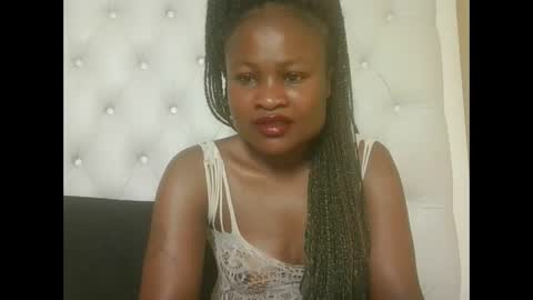 queenivy online show from 09/21/25, 07:59