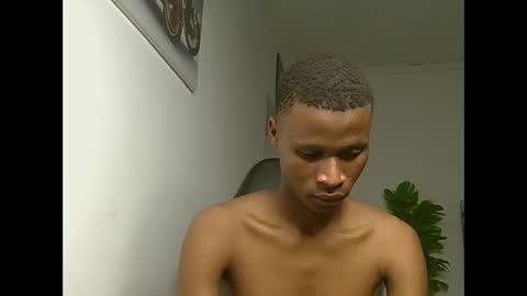 Snapshot of sexyromeo_bbc chatting on 06/02/26, 06:54 Enzo online show from 06/02/26, 06:54