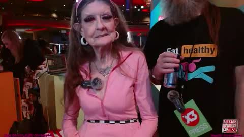 Snapshot of sexysandra_n_sirchristopher chatting on 01/17/26, 08:12 Sexy Sandra and Sir Christopher online show from 01/17/26, 08:12