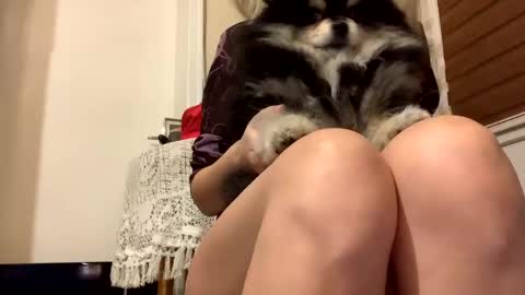 Snapshot of sexysexydream chatting on 02/09/25, 08:13 Anya online show from 02/09/25, 08:13