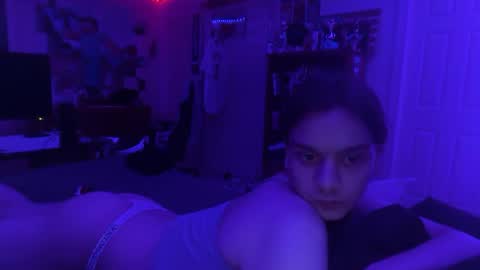 Snapshot of sexyshayla_twink chatting on 05/28/26, 04:43 sexyshayla_twink online show from 05/28/26, 04:43