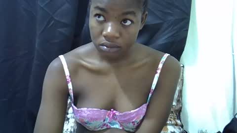 Snapshot of sexyshaz22 chatting on 03/02/26, 05:08 sexyshaz22 online show from 03/02/26, 05:08