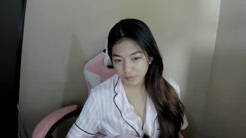 Snapshot of sexyshea_ chatting on 03/30/26, 06:09 SHEA online show from 03/30/26, 06:09