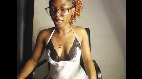 Darkskinned Rae online show from 04/27/26, 07:45