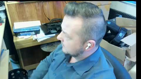 Snapshot of sexysteve80 chatting on 03/04/25, 12:33 sexysteve80 online show from 03/04/25, 12:33